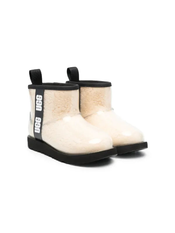 Classic clear Uggs, size 2 big kid