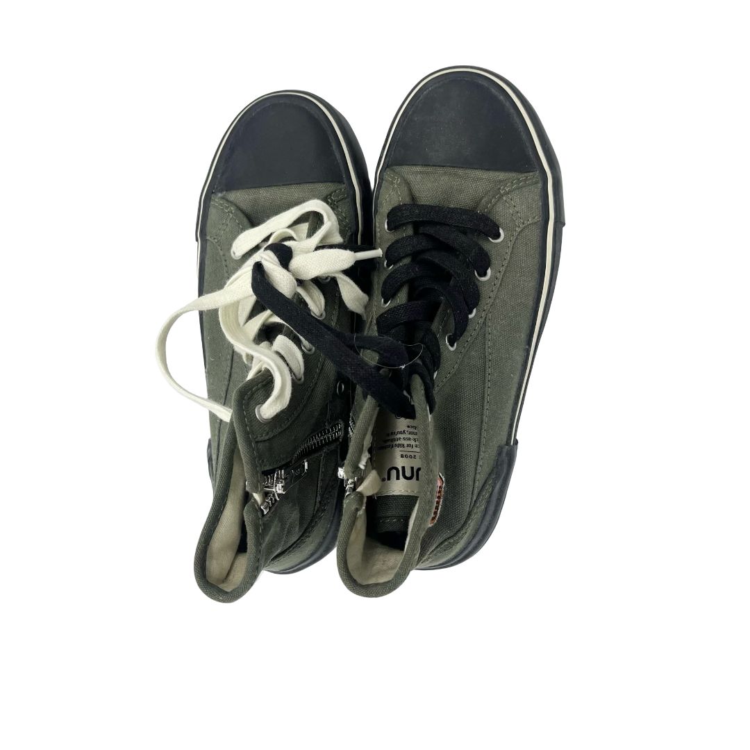 Nununu green skull high tops, euro 33/34 big kid