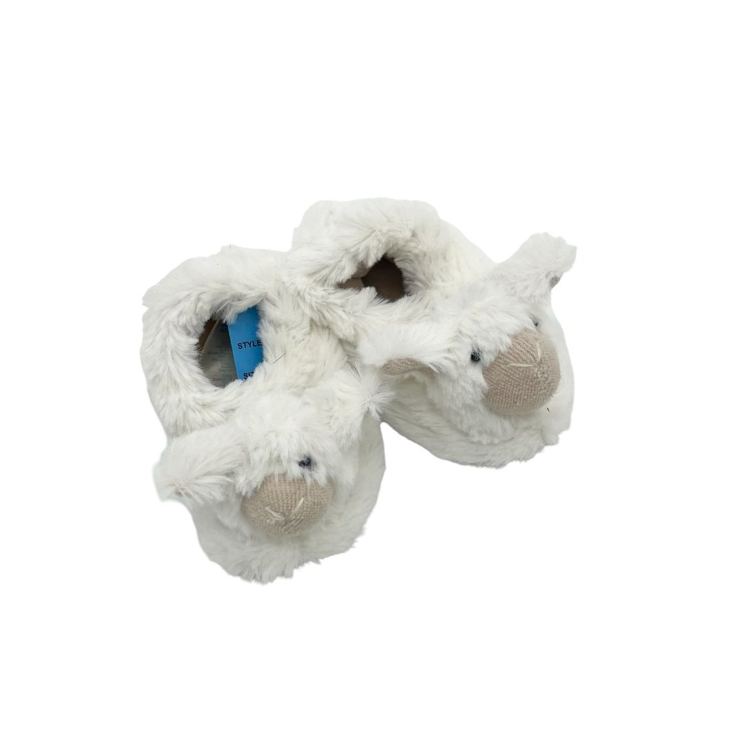Pottery Barn Kids white lamb booties, 6-12 months