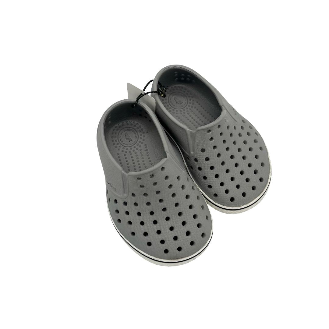 Native grey miles , 5 little kid