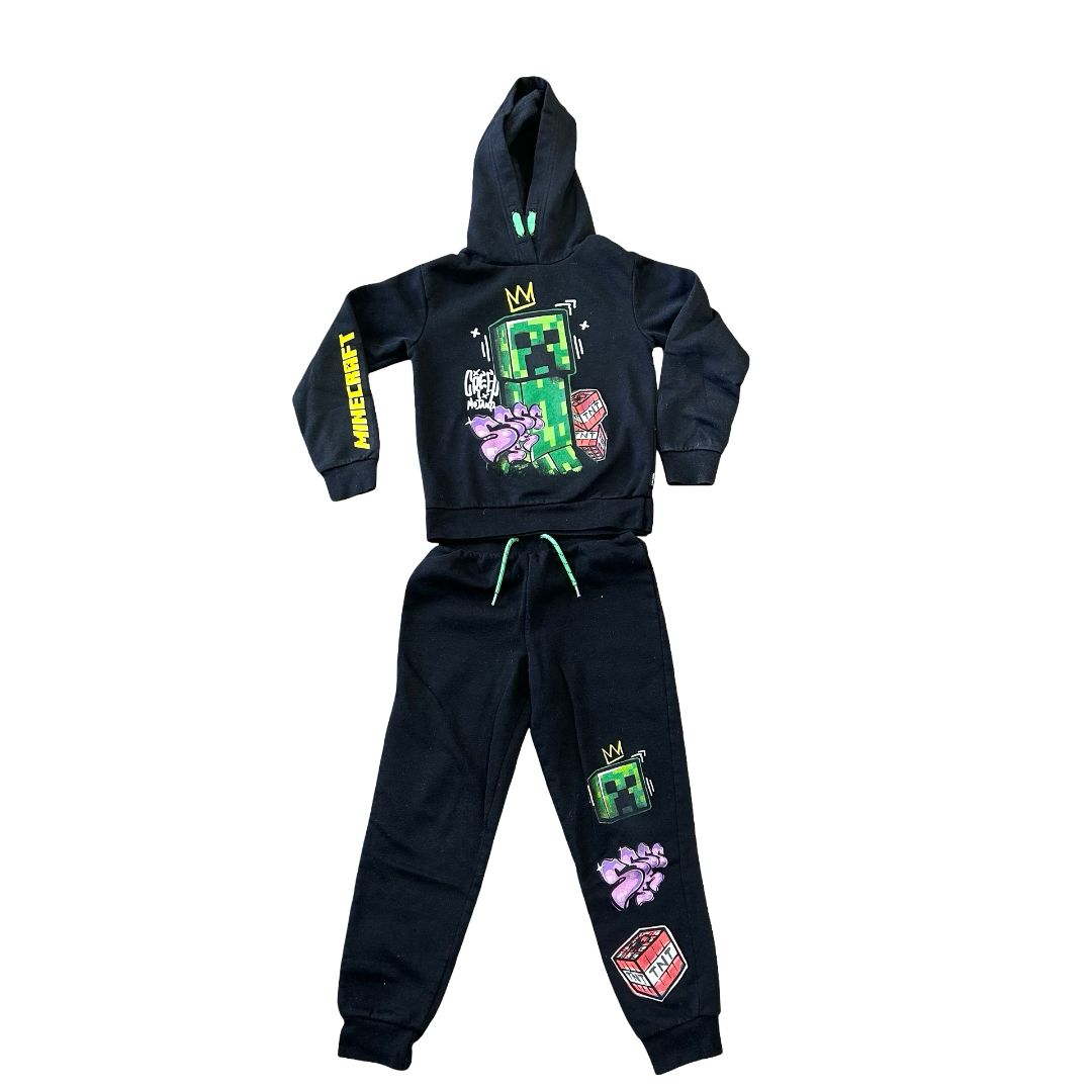 Mad Engine minecraft sweatshirt/pant set, 6 years