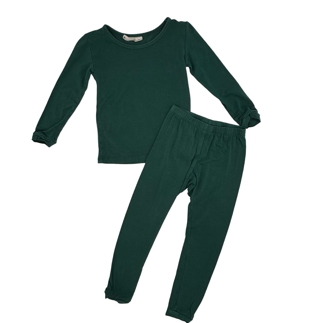 Kyte hunter green pj set, 2 years