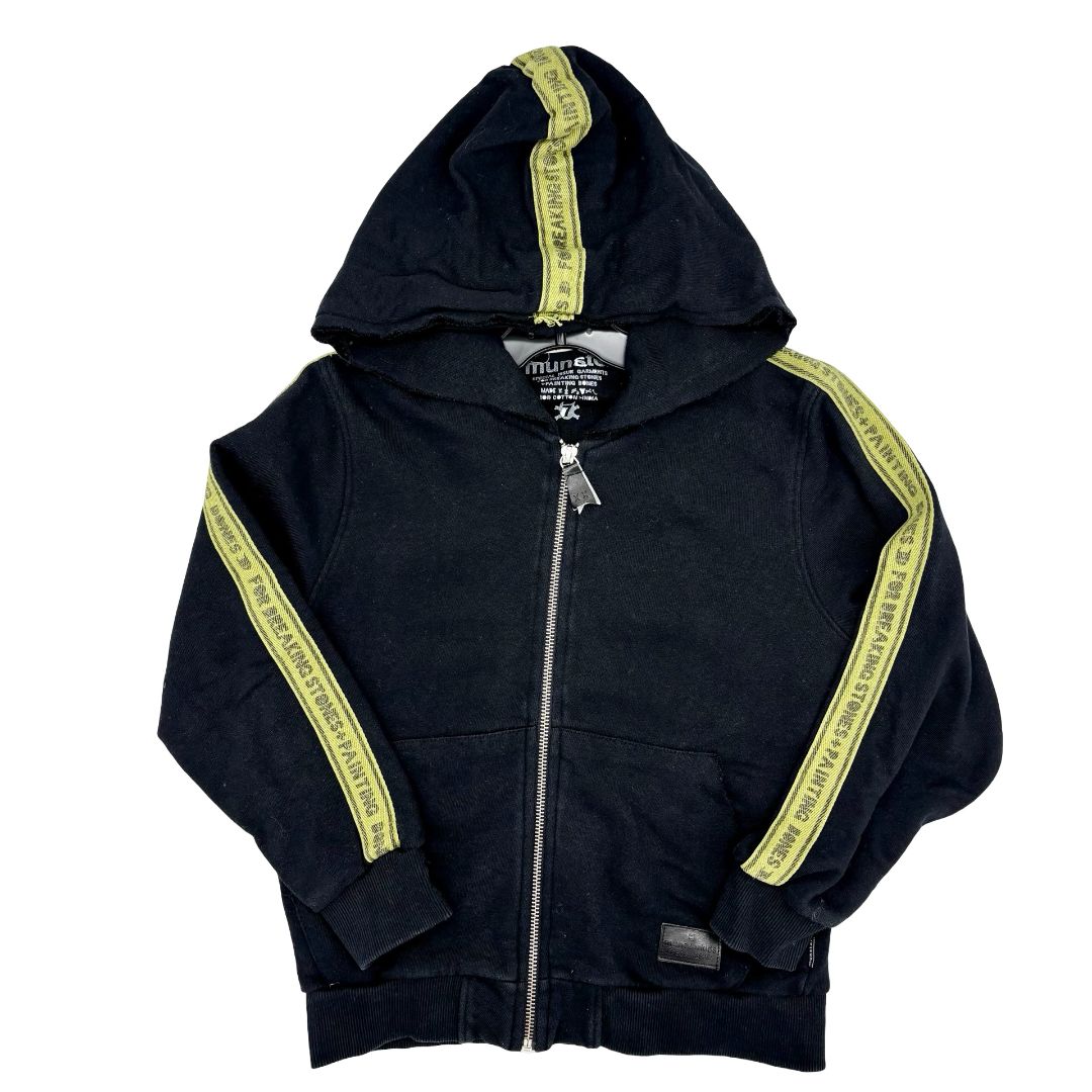 Munster black /green piping zip up, 7 years