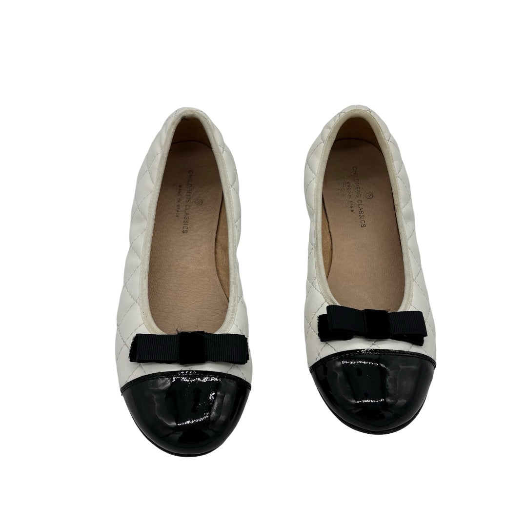 Children’s Classics Black/white ballet flats, Euro 33
