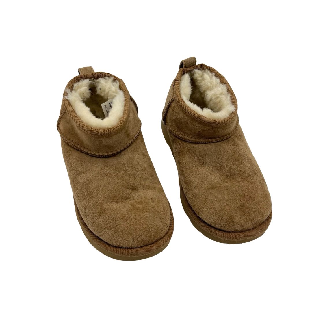 Ugg chestnut classic mini, 13 little kid