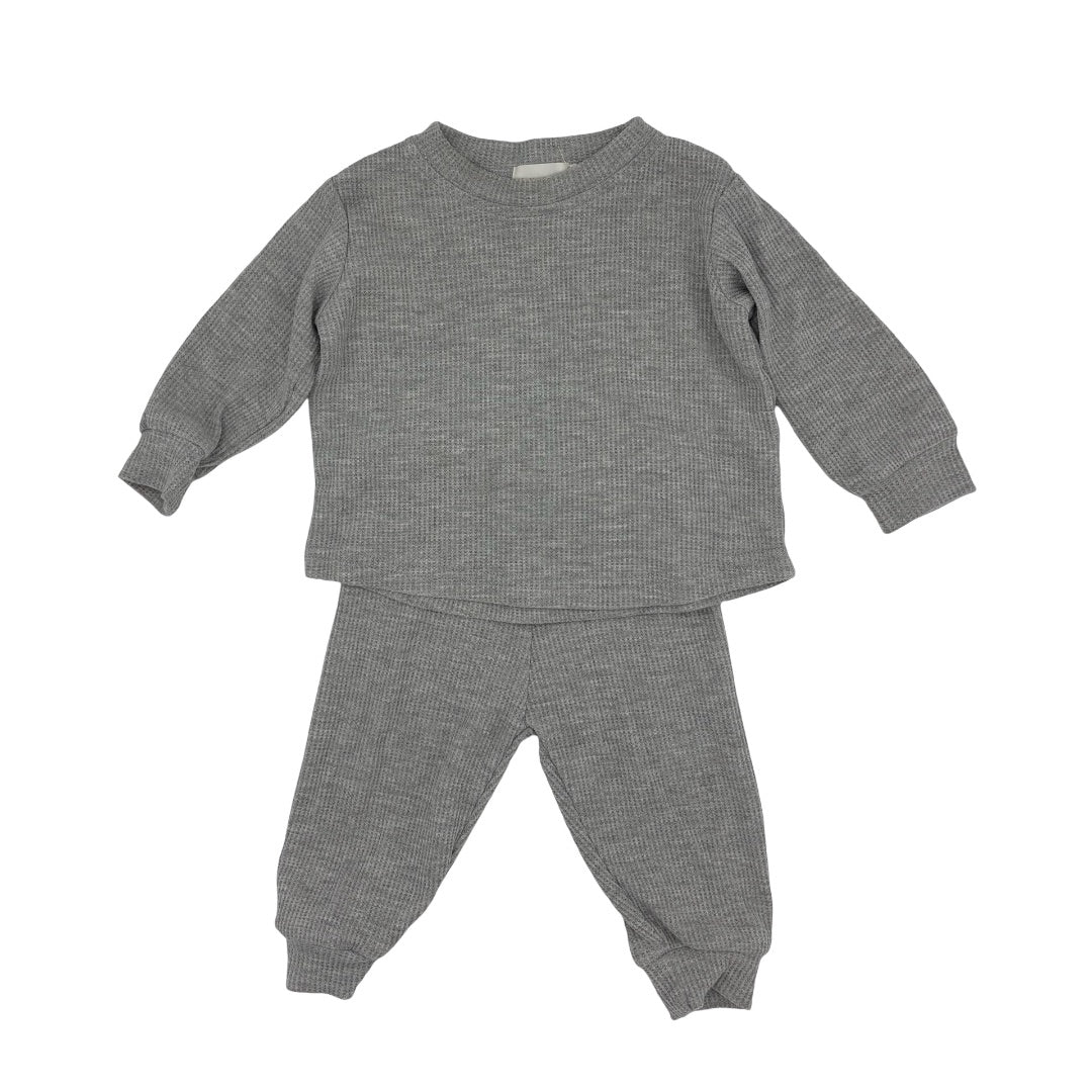 Mikki Rae Grey shirt/pant set, 3-6 months