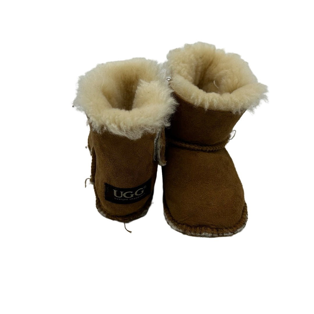 Ugg boots, 5 little kid
