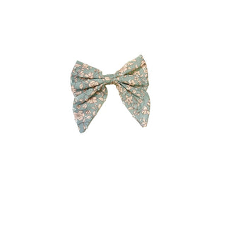 Quincy mae Hair bow new with tags, One Size