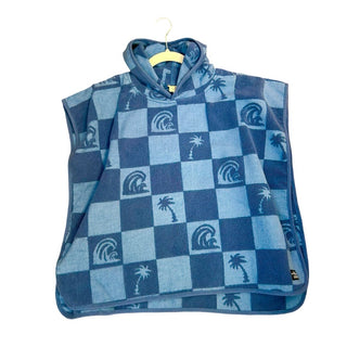Feather 4 Arrow Hooded towel new with tags, One Size