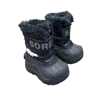 Sorel black boots, 4 little kid