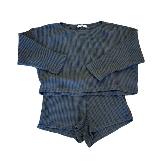 Perfect White Tee charcol grey top/short set, womens small