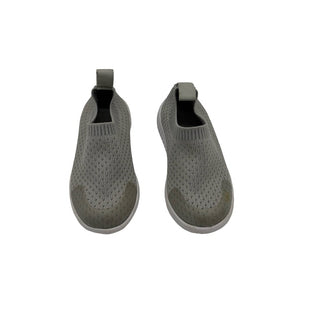 Minimoc grey slip ons, 7 little kid
