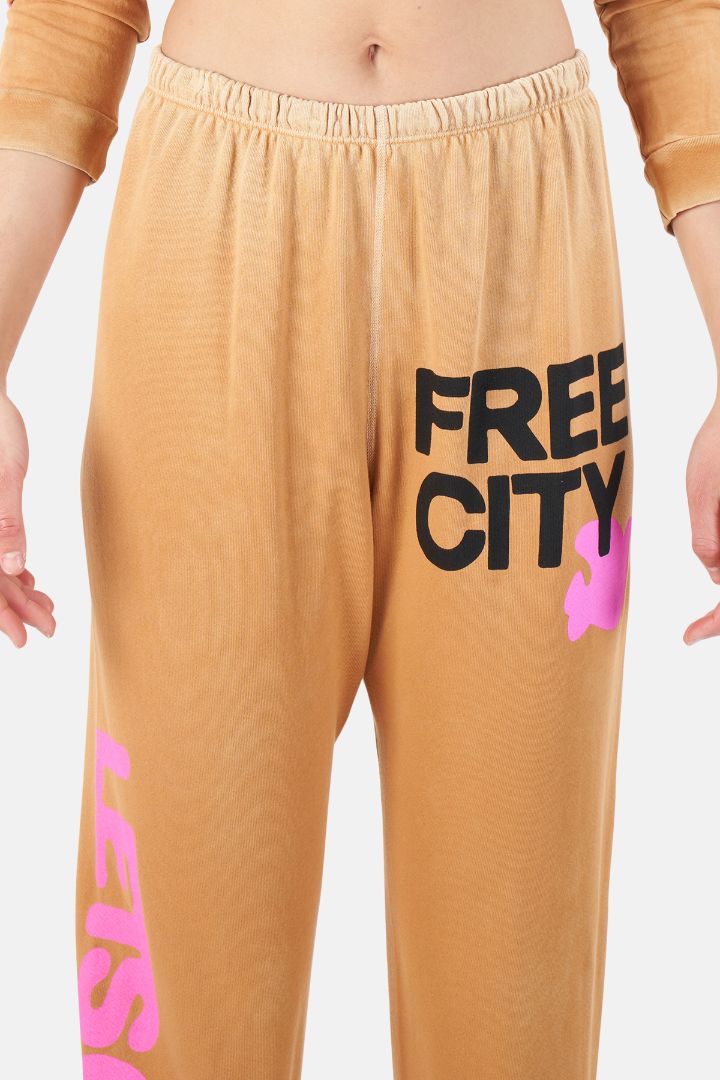 Free City OG Super Vintage sweatpant clay house new with tags, womens small