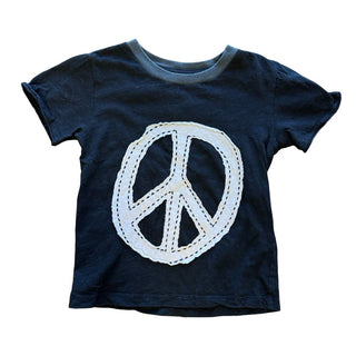Joah Love black peace sign tshirt, 5 years