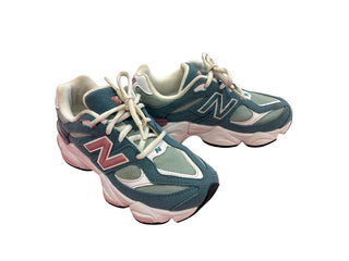 New Balance Dusty-Pink, Green and Teal Running Shoes, 1 big kid