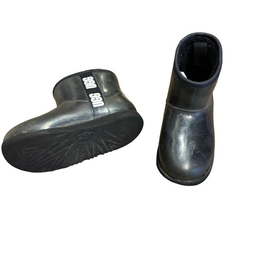 Ugg classic clear black winter boots, 2 big kid