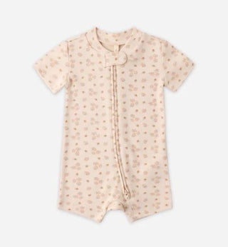 Quincy Mae Zip Short Sleeve Sleeper with Strawberry Print - New With Tags, 3-6 months