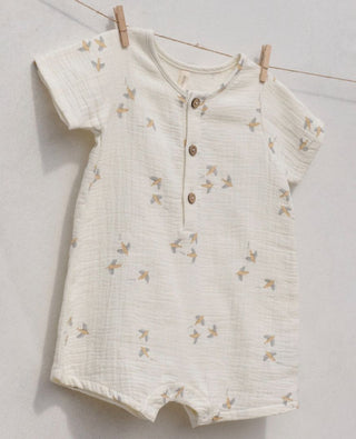 Quincy Mae Short Sleeve Woven Romper in Birds Print - New With Tags, 3-6 months
