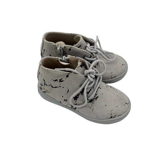Akid new grey/black shoes, 7 little kid
