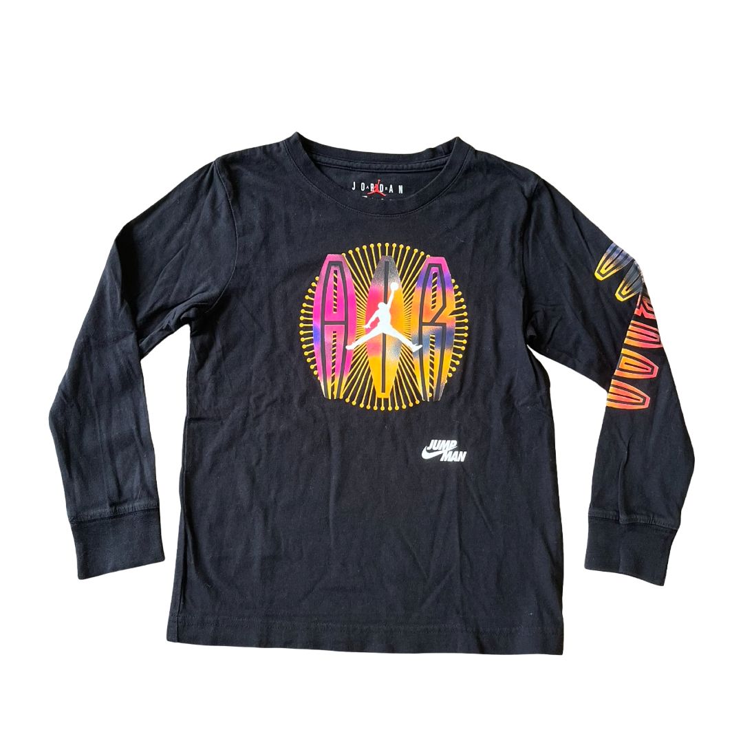 Nike black Air Jordan long sleeve, 6-7 years