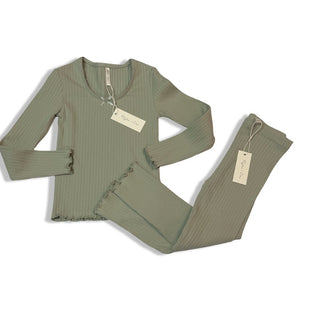 Rylee + Cru Ribbed long sleeve and pant set sage new with tags, 4-5 years