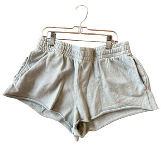 Garage green shorts, medium