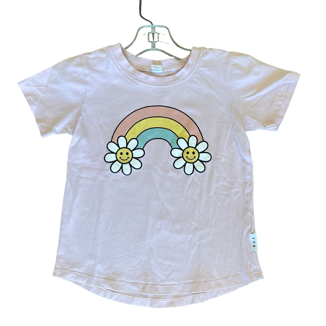 Hux pink rainbow tshirt, 5 years
