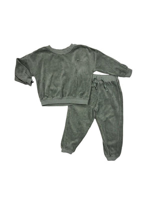 Quincy Mae Green Velour Set - Some Marks, Reflected in Price, 2-3 years
