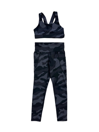 Old Navy Active Black camo print set, S (6-7 years)