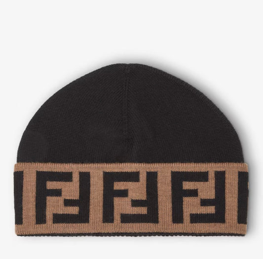 Fendi Black wool hat, 10-14 years