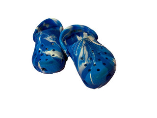 Crocs Blue and White Tie Dye Effect Shoes, 4 little kid