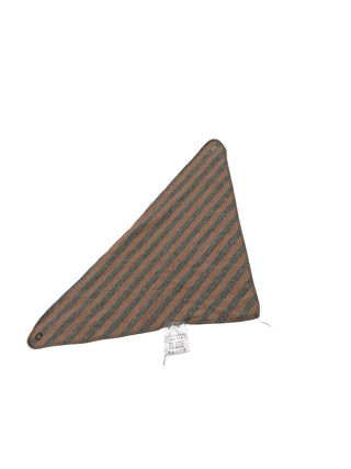 1 + in the Family Orange and gray stripe bib, O/S