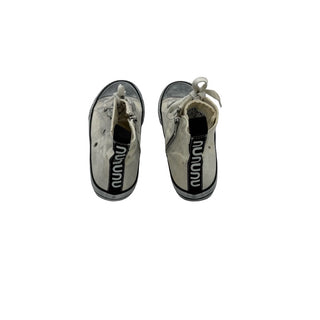 Nununu White high top shoes, E35-36