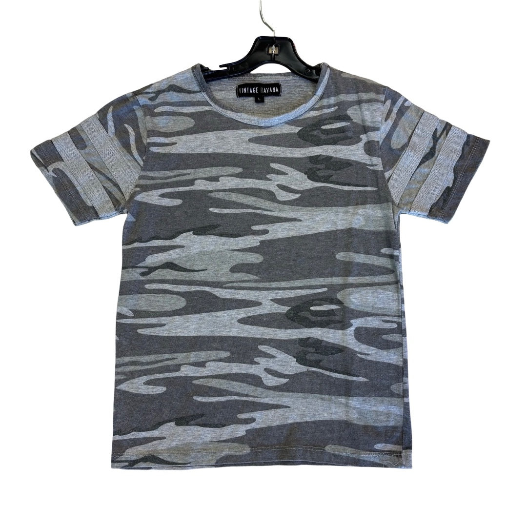 Vintage Havana  Camo tshirt, Large