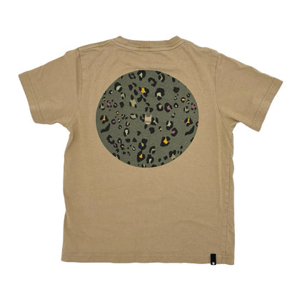 Munster camel tshirt w/green decal on back, 7 years