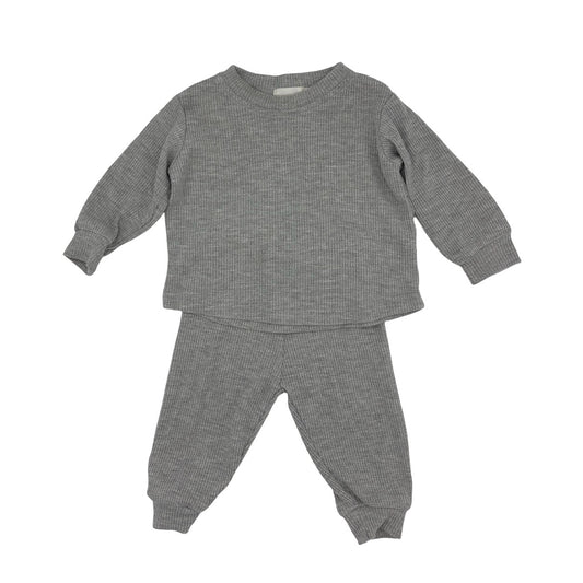 Mikki Rae Grey shirt/pant set, 3-6 months