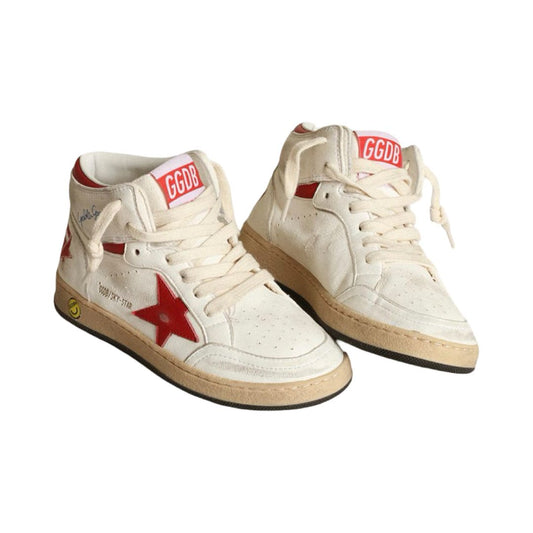 Golden Goose Young Sky-Star in white nappa with red star and heel tab, Euro 31 big kid