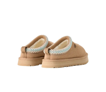 Ugg Tazz in tan, 13 little kid
