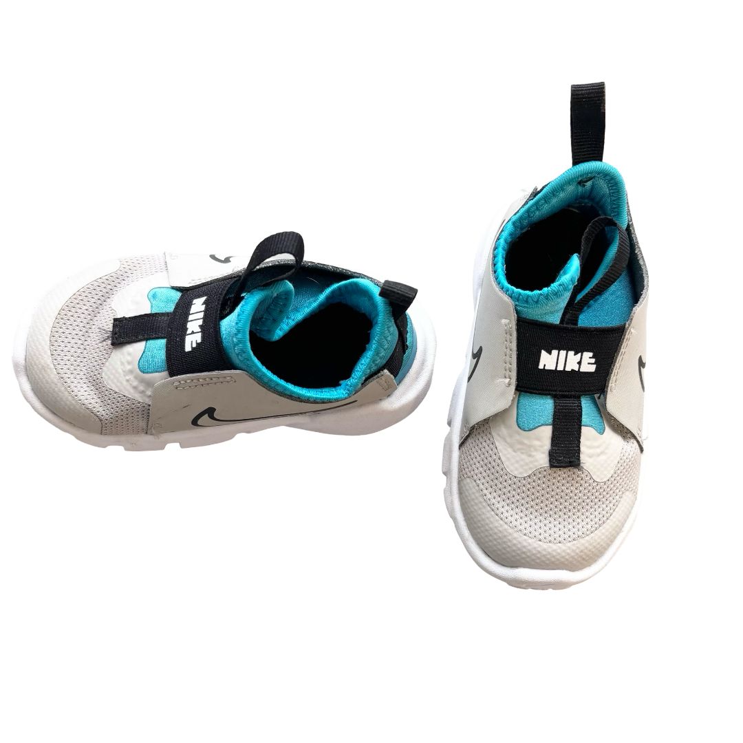 Nike shoes, 6 little kid