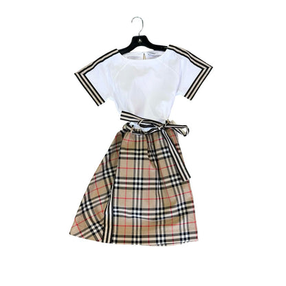 Burberry dress * tiny mark on top as pictured, 10 years