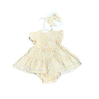 Quincy Mae Lilly dress and bow new with tags, 3-6months