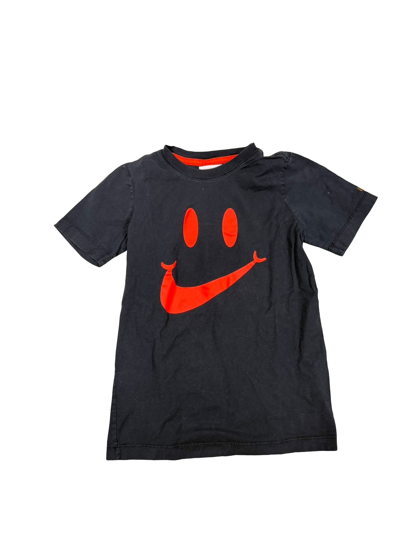 Nike tshirt, 8-10 years