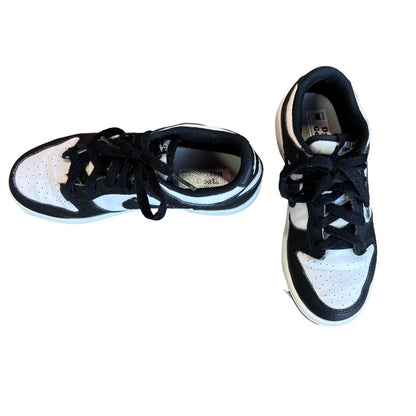 Nike shoes, 2 big kid