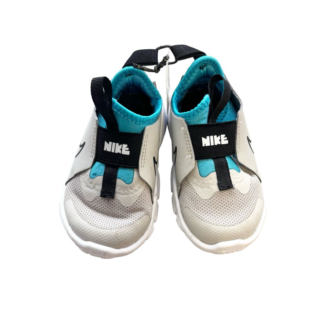 Nike shoes, 6 little kid