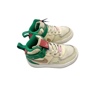Nike Shoes, 8 little kid