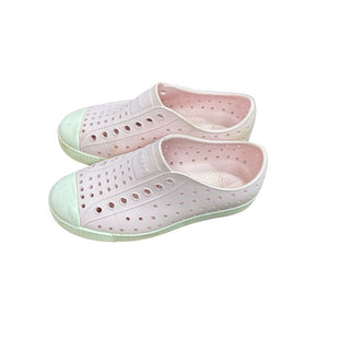 Native Pink Shoes, 13 little kid