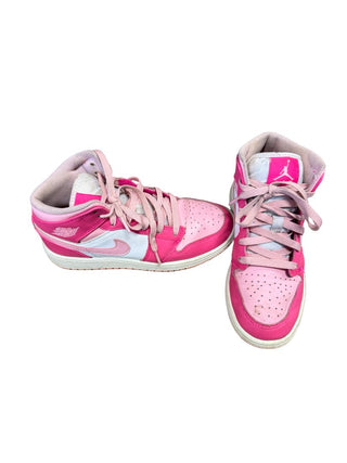 Nike sneakers, 3.5 big kid