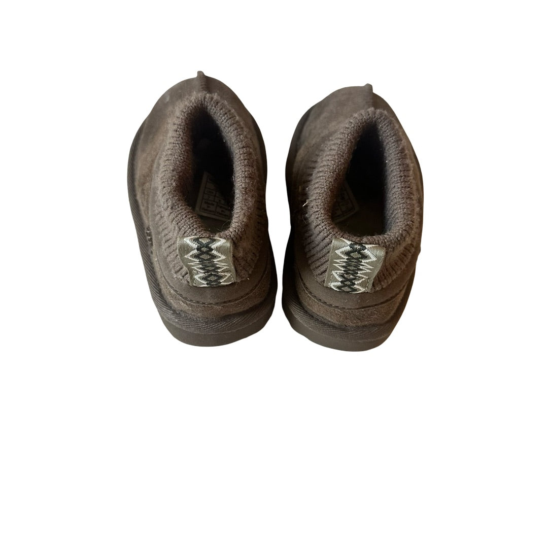 Uggs Shoes/boots, 7 little kid