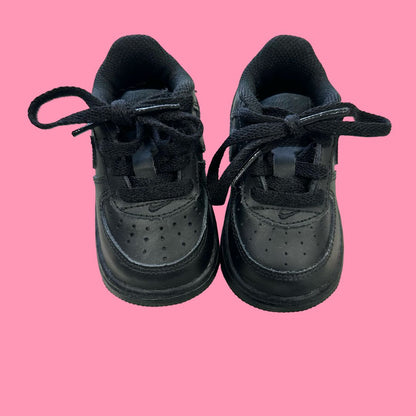 Nike Shoes, 4 little kid