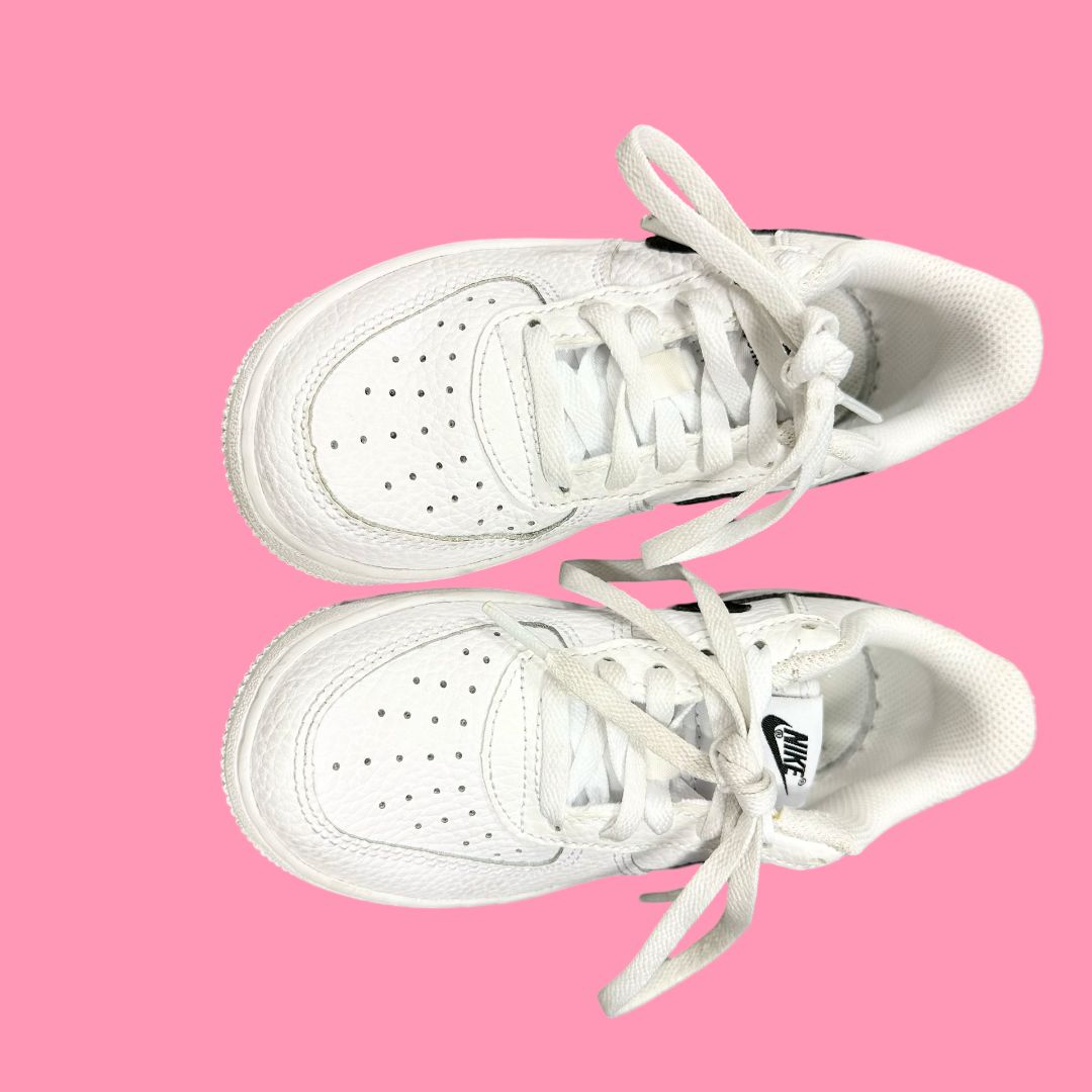 Nike shoes, 11 little kid